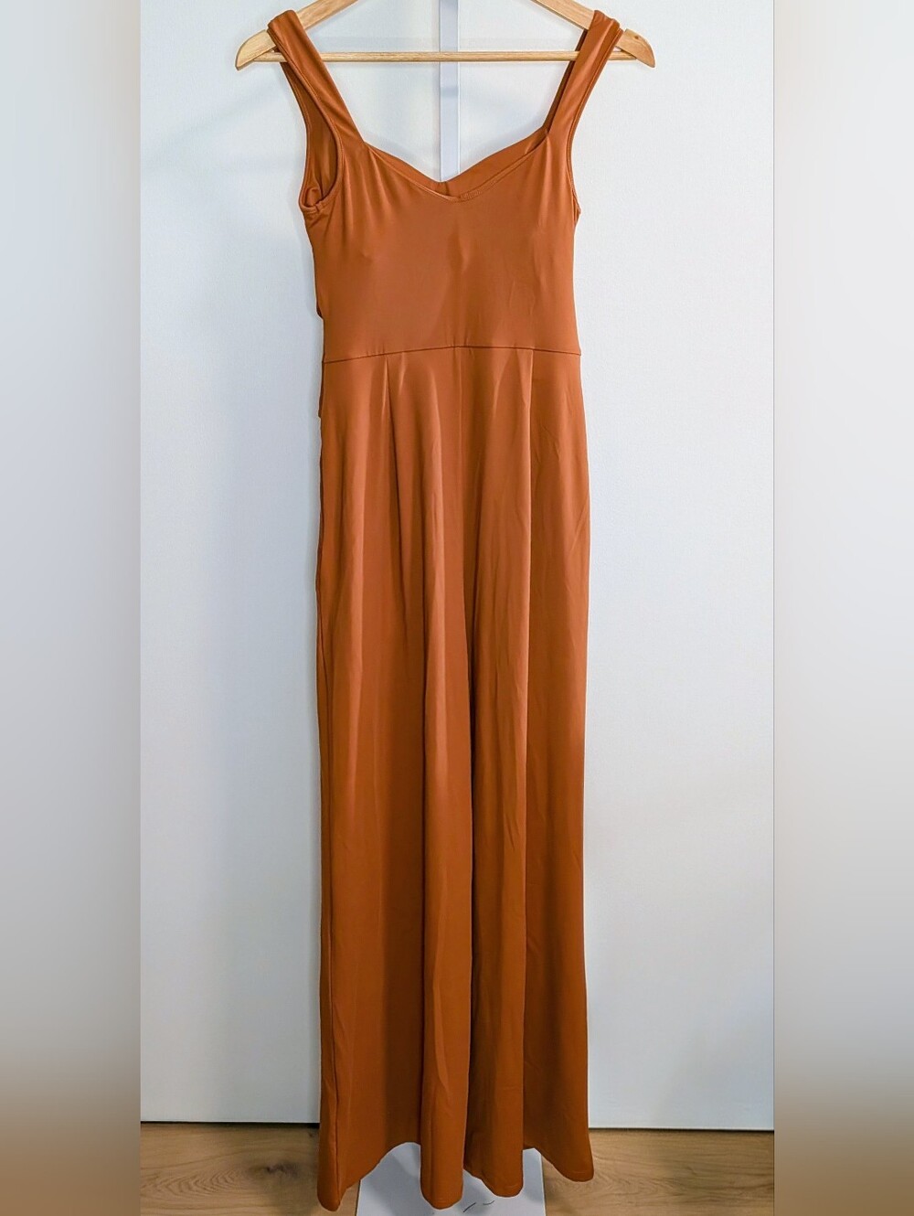 NWT Halara U Back Sleeveless Casual Jumpsuit with Pockets - Picture 4 of 6
